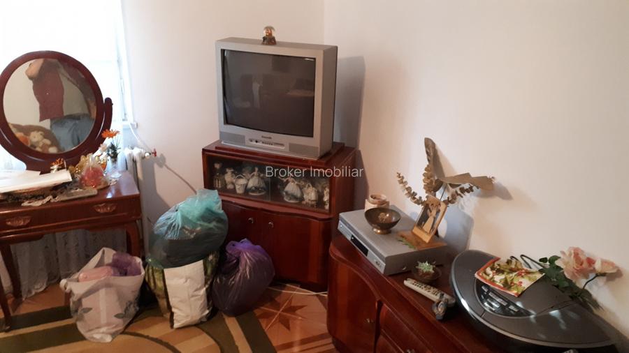 Casa batraneasca, zona Cet, 3 camere , 431 mp teren - 19