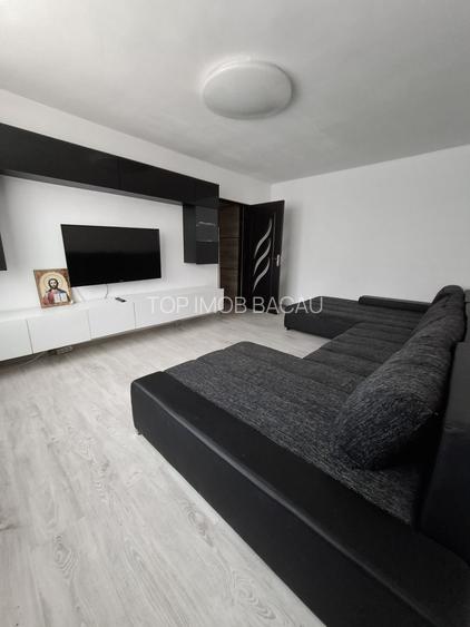 2 camere DECOMANDAT etajul 1, renovat, centrala noua, Bicaz - 3