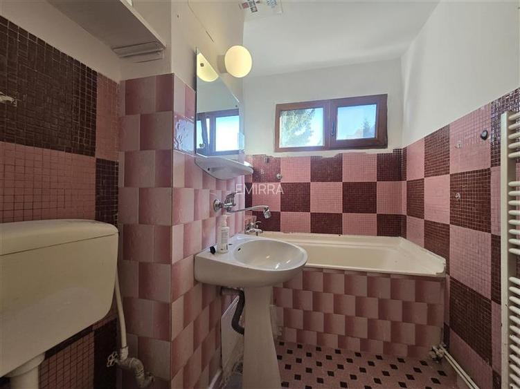 Apartament 2 camere de vanzare in Bacau, etaj 3, Str. Cornisa Bistritei - 8