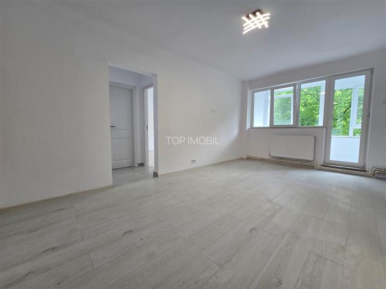 Etaj 2 - Tatarasi Str. Stejar, 2 camere model cu geam la baie, liber - 2