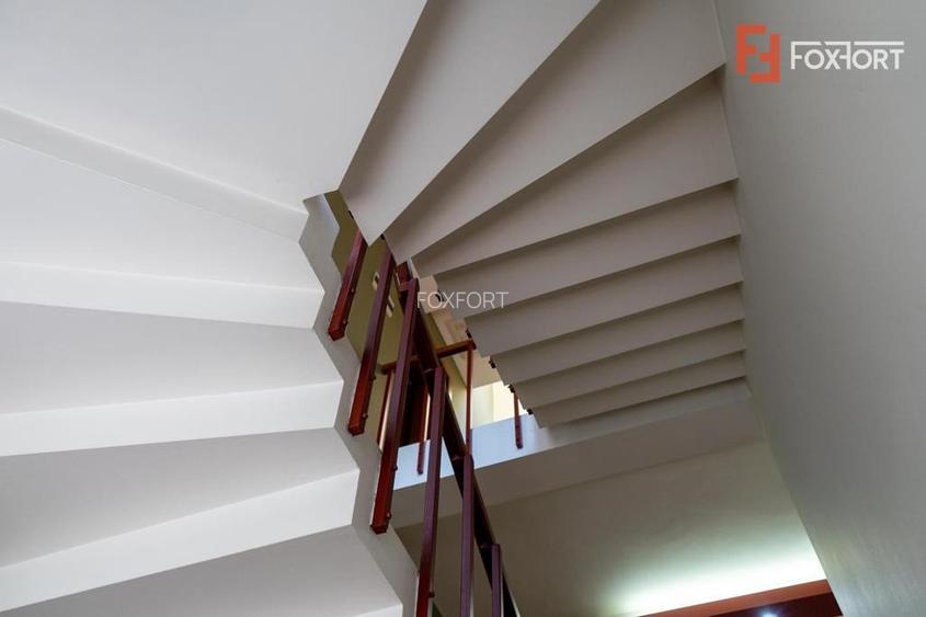 Casa individuala cu Garaj 360mp Utili, Zona Crisan - ID V4097 - 33