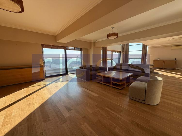 Vanzare penthouse cu view spectaculos in Complex Upground - 9