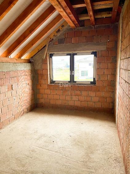 Casa duplex cu garaj - 5 min. de rond Penny - 2