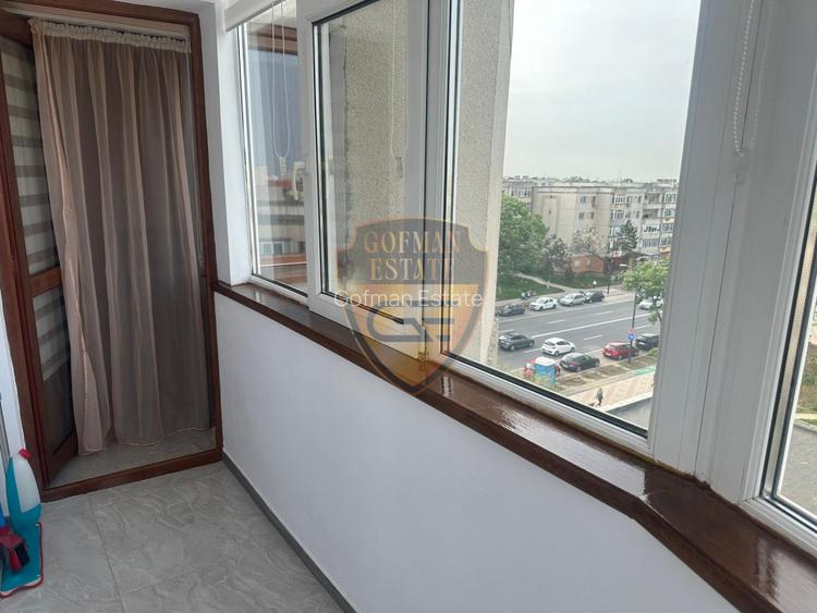 Apt 3 camere, decomandat, ICIL, 2 bai, 2 balcoane, 3 TV, A/C, et. 5 / 8 - 10