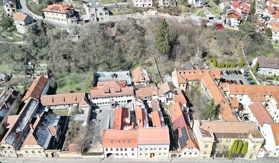 Cladire Ultracentral, multifunctionala - 27