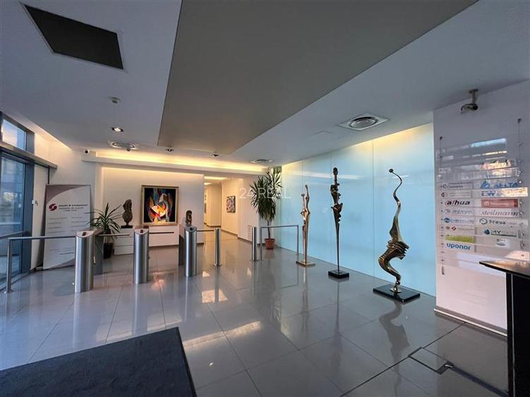 Spatii de inchiriat - River Plaza - Corp B de la 127 mp - 27