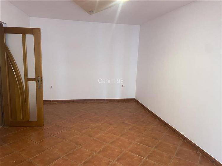 Apartament 2 camere , zona ultacentrala - Casa de Pensii , decomandat 54 mp , re - 3