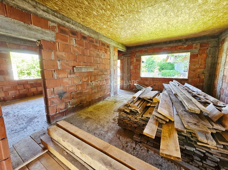 Casă la roșu cu 4 camere, 122 mp utili, teren 465 mp – Băicoi - 42