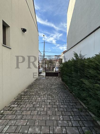 Casa de lux 5 camere,2 garaej,4 bai, 500 mp teren. Lipovei/Iulius Mall - 7