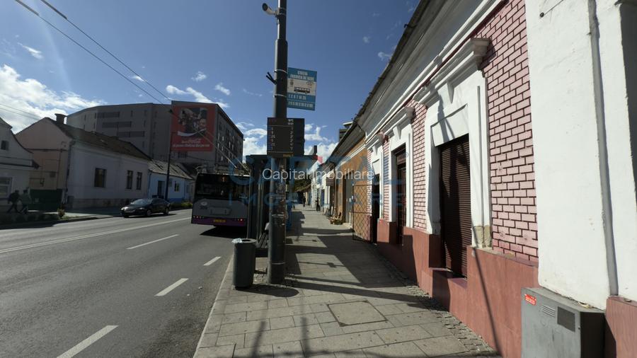 Spatiu comercial de vanzare, central! - 2