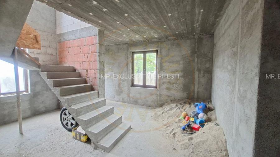 Casa Suseni-Cersani constructie solida, teren 578 mp, zona superba - 11