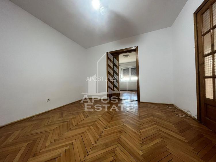 Spațiu de închiriat - 170mp - zona UTA Vlaicu - 7