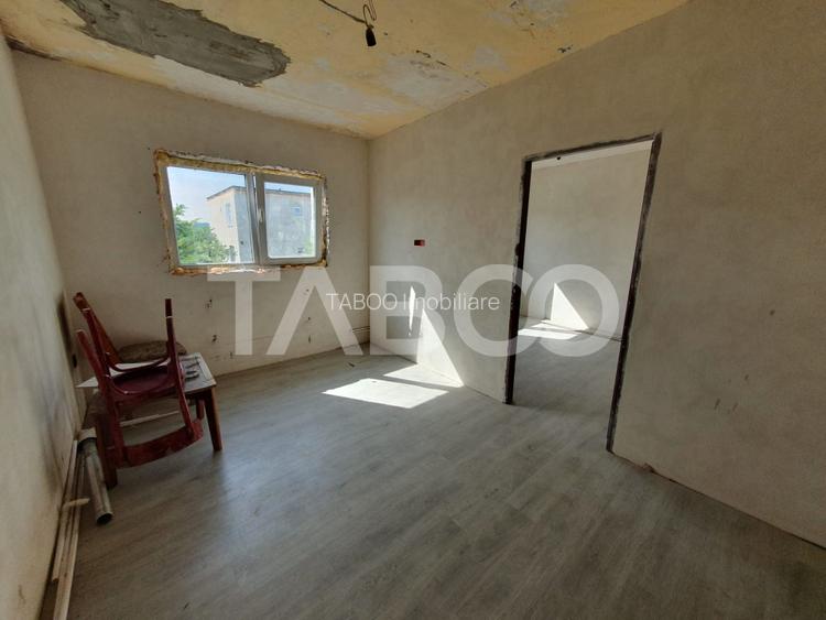 Apartament de vanzare 2 camere 44 mp utili 13 Decembrie bloc Italieni - 3