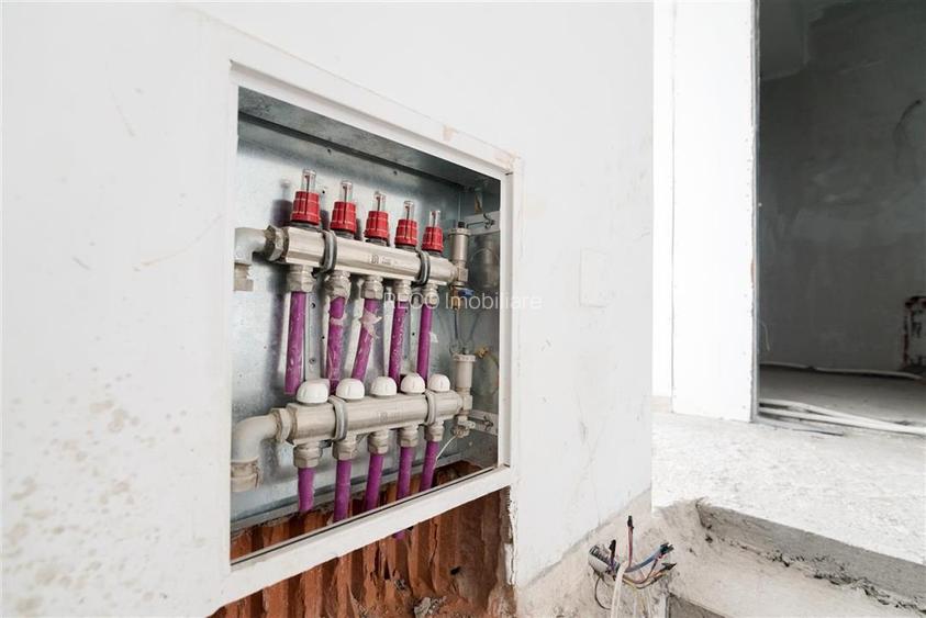 RECO apartament cu 3 camere parter + 2 etaje Oradea zona dealuri - 10