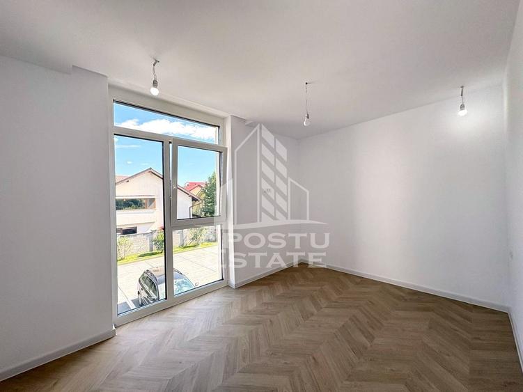 Apartament cu 2 camere nemobilat de inchiriat in Aradului, Open space