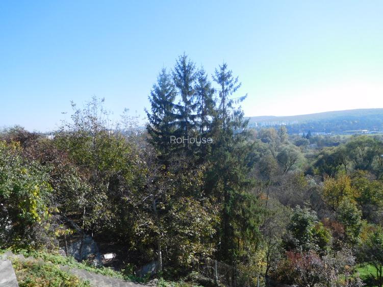 casa spatioasa cu o panorama excelenta - 16