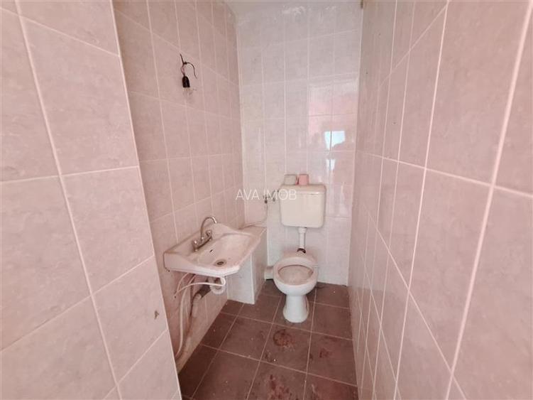 Apartament 3 camere decomandat Mioritei-Bacau - 10