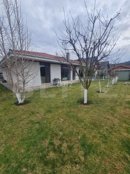 Casa individuala, un singur nivel, 135 mp, 500 mp de teren, acces restrictionat - 2