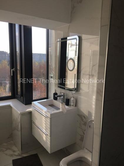 OCAZIE apartament duplex spațios 6 camere, B-dul Unirii, vedere stradala, pret 5 - 5