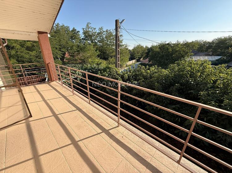 CASA INDIVIDUALA - 200 Mp. Utili - 800 Mp. Totali - Constructie 2009 - 2