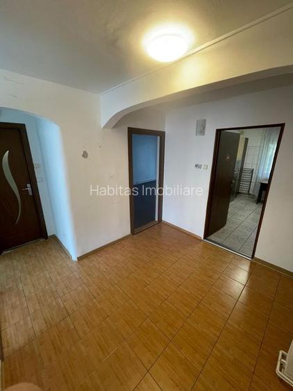 Apartament 3 camere,  70 mp , parter inalt/ 4E,  zona U.T.C.N.,Zorilor - 4