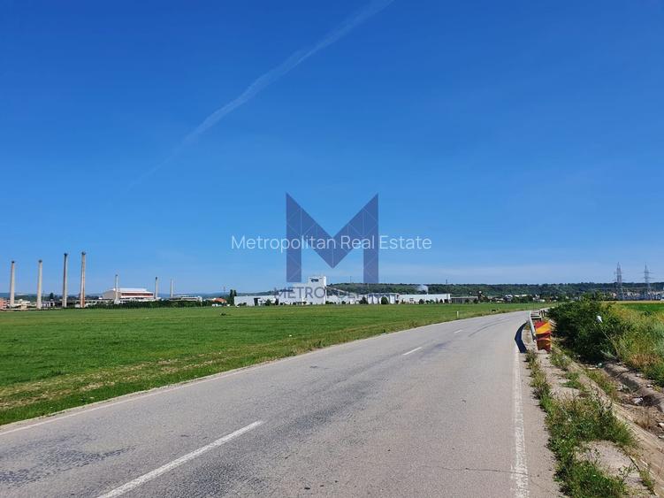 [ 2,6 HA ] Randament bun I Locație strategică I Autostradă - 3