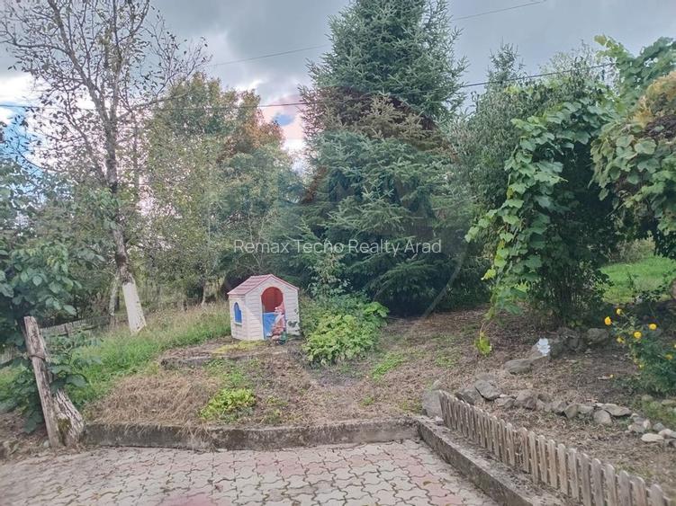 OCAZIE!!! CASA SUPERBA cu teren in JULITA jud Arad in M tii Zarandului - 17