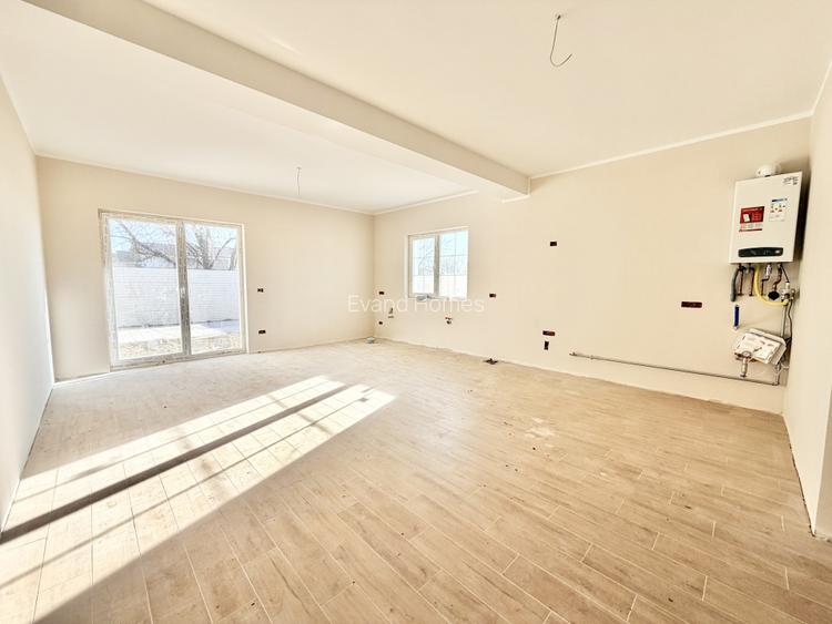 Duplex cu 3 camere si 2 bai - Mosnita Noua - Cartier Europa - 4