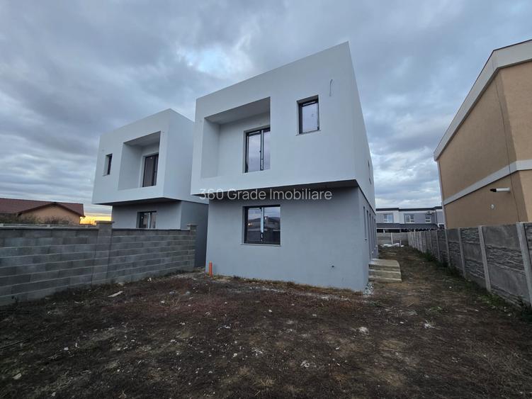 Duplex despartit prin camera tehnica M. Noua - 3