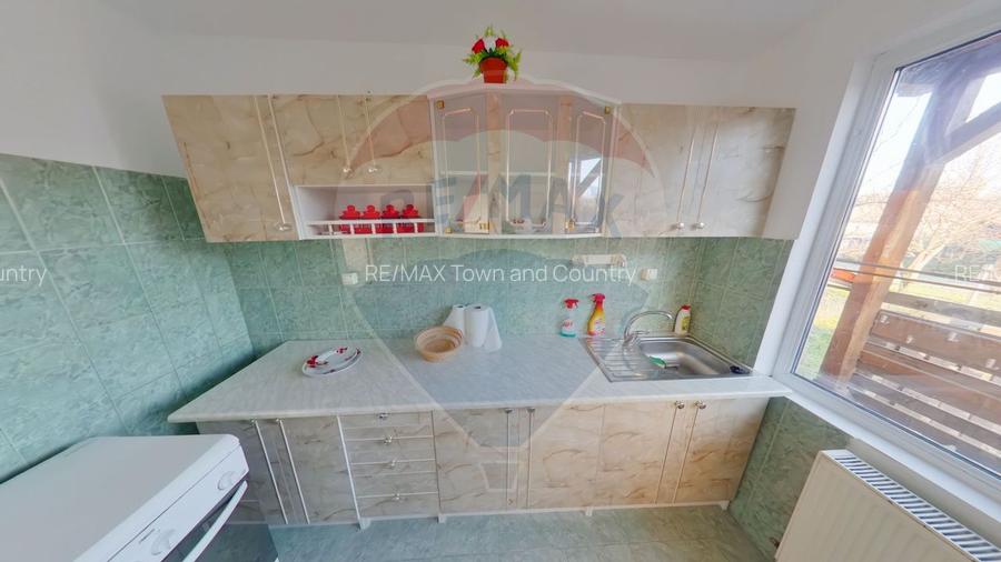 Casă / Vilă cu 7 camere de vânzare - 12