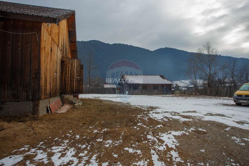 De vanzare| Hala industriala + teren, post trafo propriu, Borca, Neamt - 8