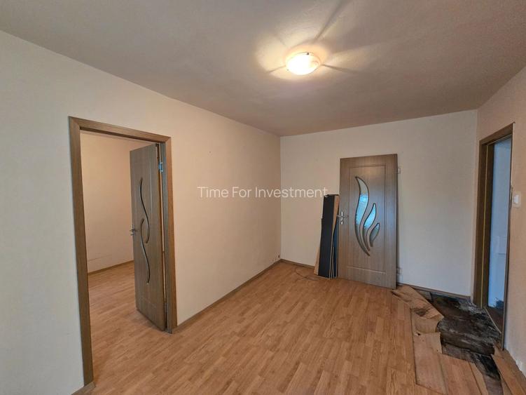 Apartament 2 camere, Zona Piata Dacia, Parter, Necesita renovare - 3