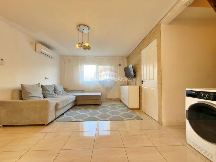 Casă cu 5 camere de vânzare în zona 3 Insule, Arad - 2