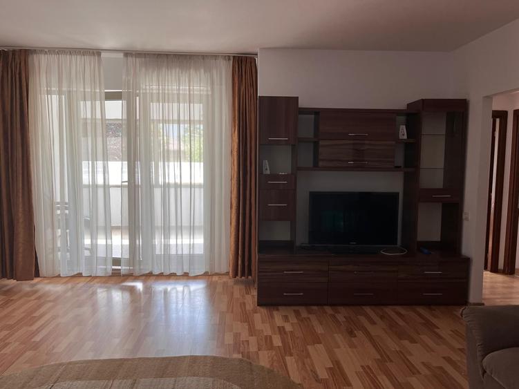 Apartament de închiriat complex West Park Ajustorului