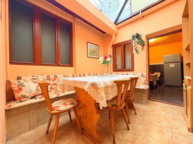4 camere, suprafata generoasa, etajul 1, zona Bucovinei