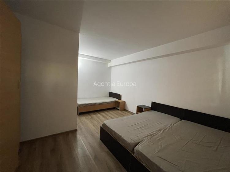 Casa tip Pensiune zona Dallas-Tulcea - 9