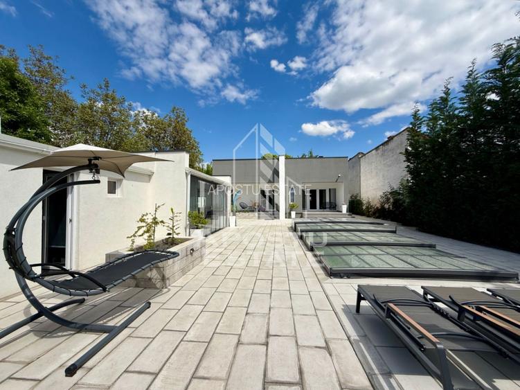 Casa individuala de lux, cu piscina, de vanzare, zona Lunei Timisoara - 2