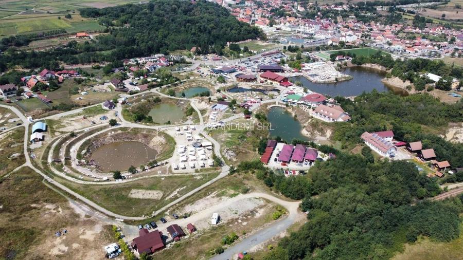 Afacere la cheie - pensiune in incinta lacurilor sarate din Ocna Sibiului - 2