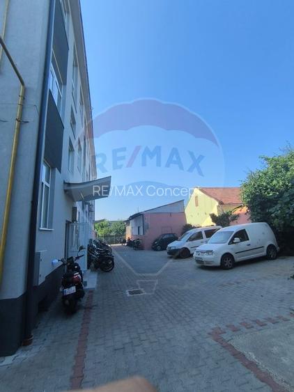 Spațiu comercial de inchiriat - 18