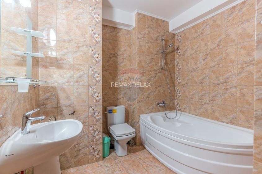Apartament spațios cu 4 camere și terasă, zona Bucium - 10