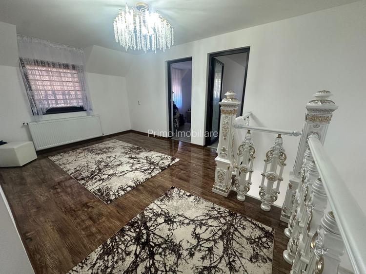Casa Individuală 5 camere, 210 mp utili| teren 451 mp| zona Cugir - 11