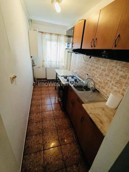 Steaua | 38 mp utili | Etaj 2 | Centrală proprie | Decomandat - 8