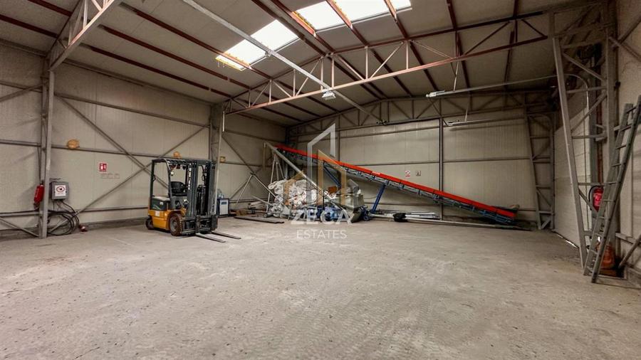 Siloz cu 880 tone capacitate totala (4 celule) si 1650mp teren - 6