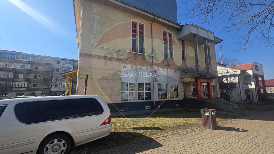 Clădire Comercială S+P+1E – Central, Negrești (Vaslui) - 5