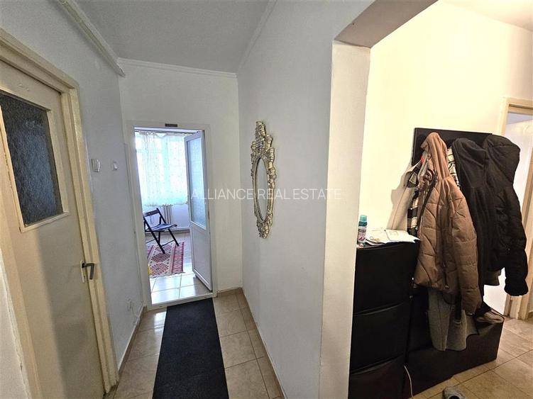 Piata Voievozilor, apartament cu 2 camere, decomandat - 4