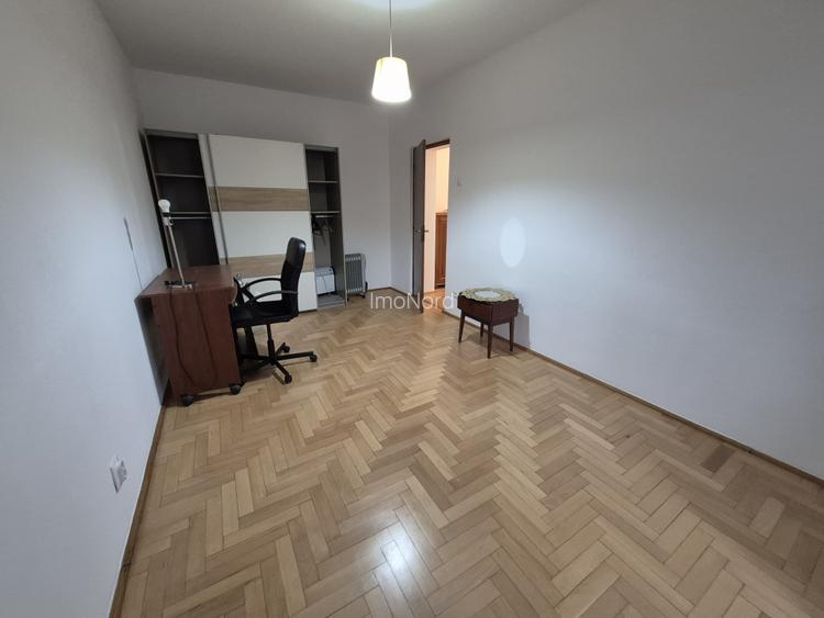 2 camere decomandat,et.4, Piata Victoriei, vis-a-vis America House - 3