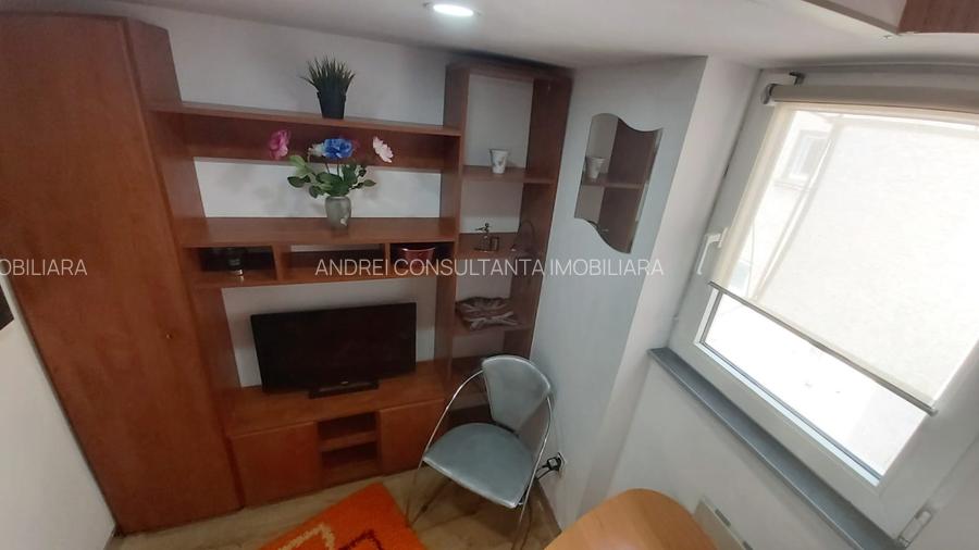 Chirie garsoniera renovata, mobilata si echipata in Centrul Vechi al Bucurestiul - 5