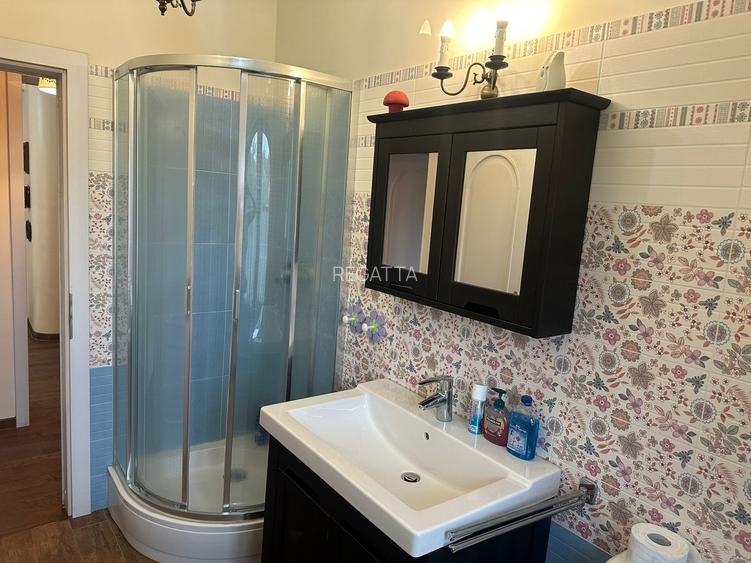 VILA CU IZ PROVENSAL  CU TEREN GENEROS SI PISCINA EXTERIOARA INCALZITA - 34