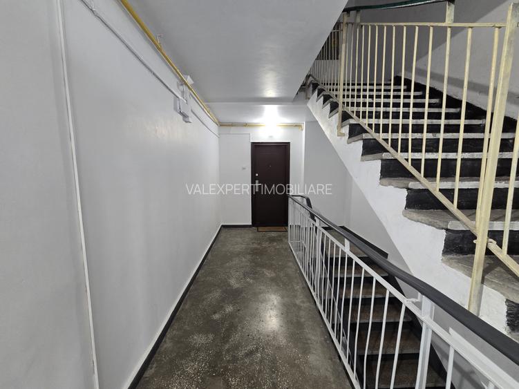 Metrou P-ta Muncii,2 cam,dec,supraf.60mp,mob/utilat,prima inchiriere. - 15