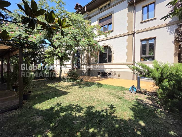 Cismigiu Garden | Office Interbelic Villa - 12 Rooms - 637 Land - 441Sqm Surface - 46